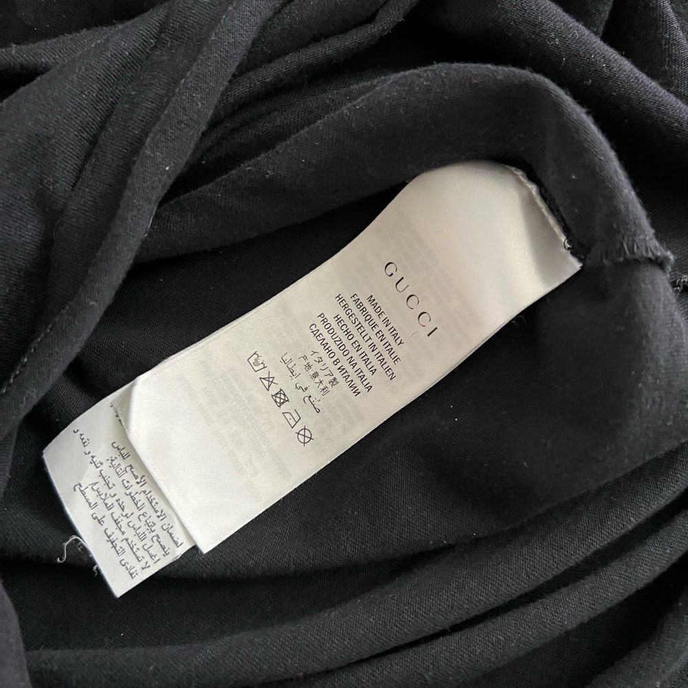 Gucci Black Tee with Colorful Logo (Tokyo) - Picture 4 of 6